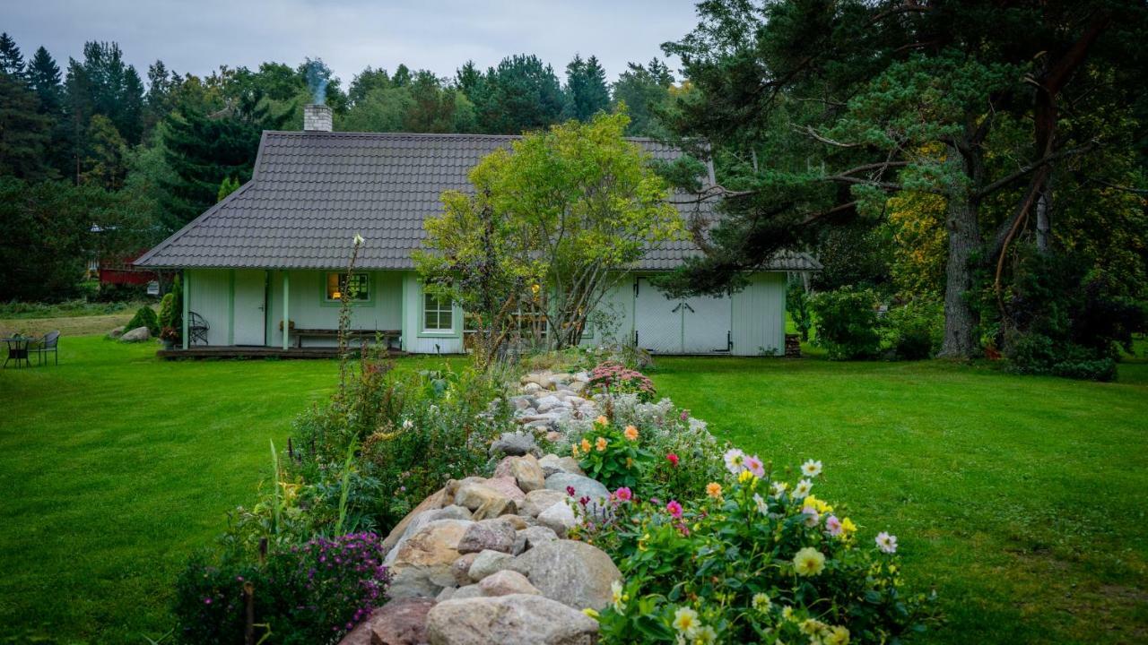 Adami Country Guesthouse Vainupea Buitenkant foto